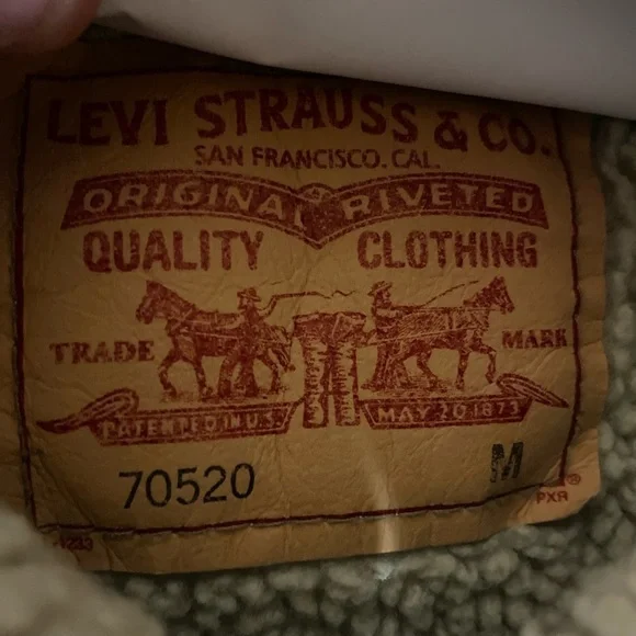 LEVIS Premium Sherpa Trucker Jacket Med​​​​​​​​​​​​​​​​​​​​​​​​​​​ - Picture 2 of 7
